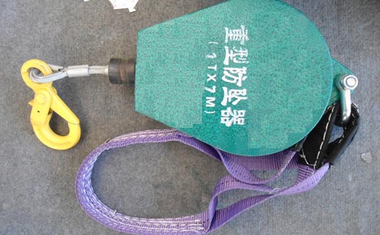 貨梯防墜器1T7M.jpg 貨梯防墜器1T7M.jpg